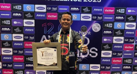Kadis Damkartan Kota Jambi Terima Indonesia Inspiring Professional and Leadership Award 2025–2026